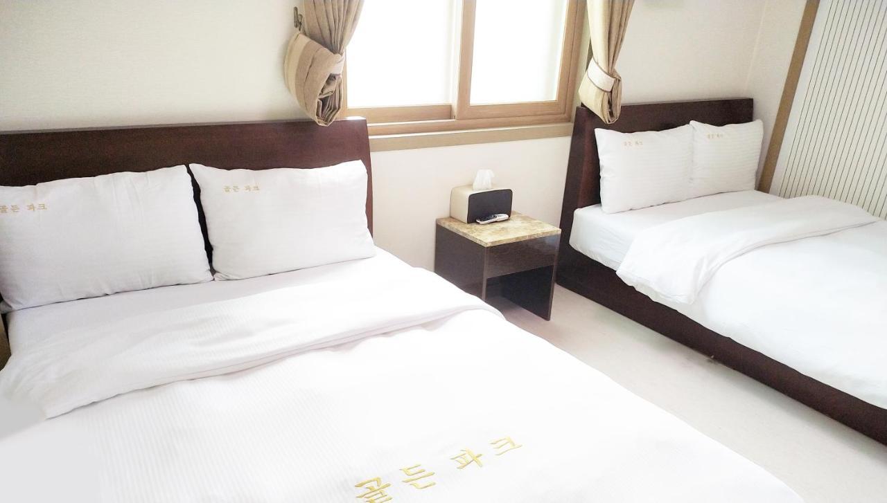 Golden Park Hotel Jeju Ngoại thất bức ảnh