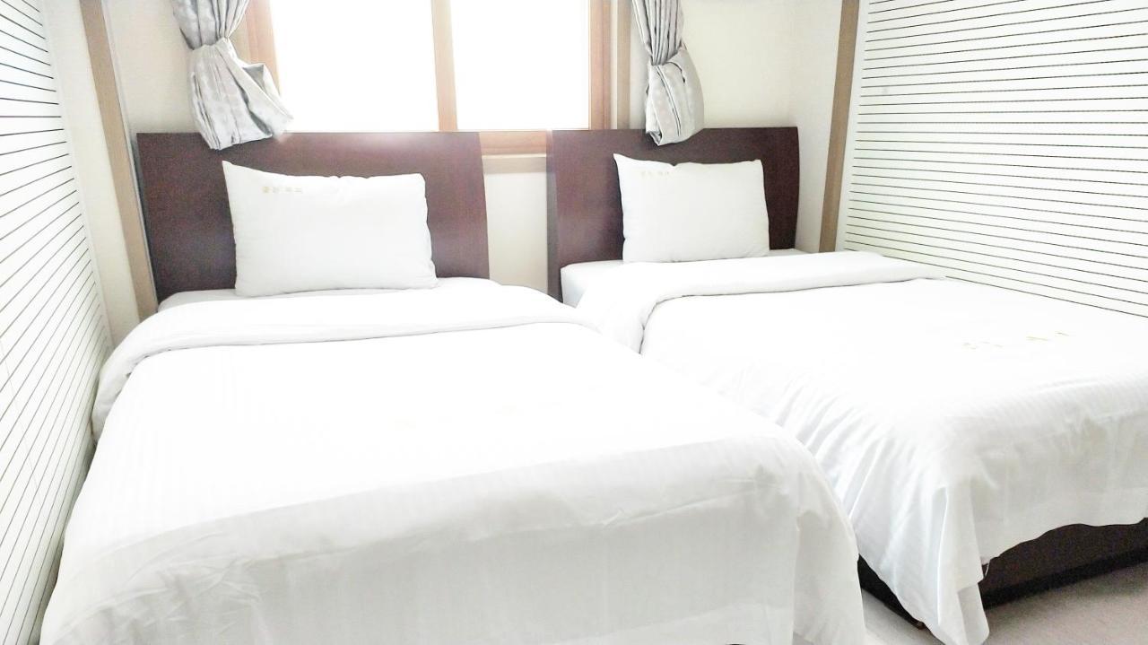 Golden Park Hotel Jeju Ngoại thất bức ảnh