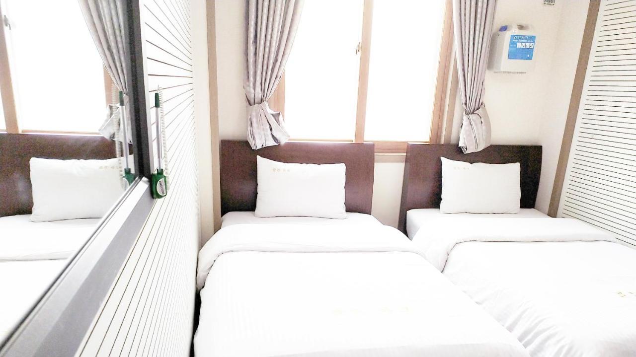 Golden Park Hotel Jeju Ngoại thất bức ảnh